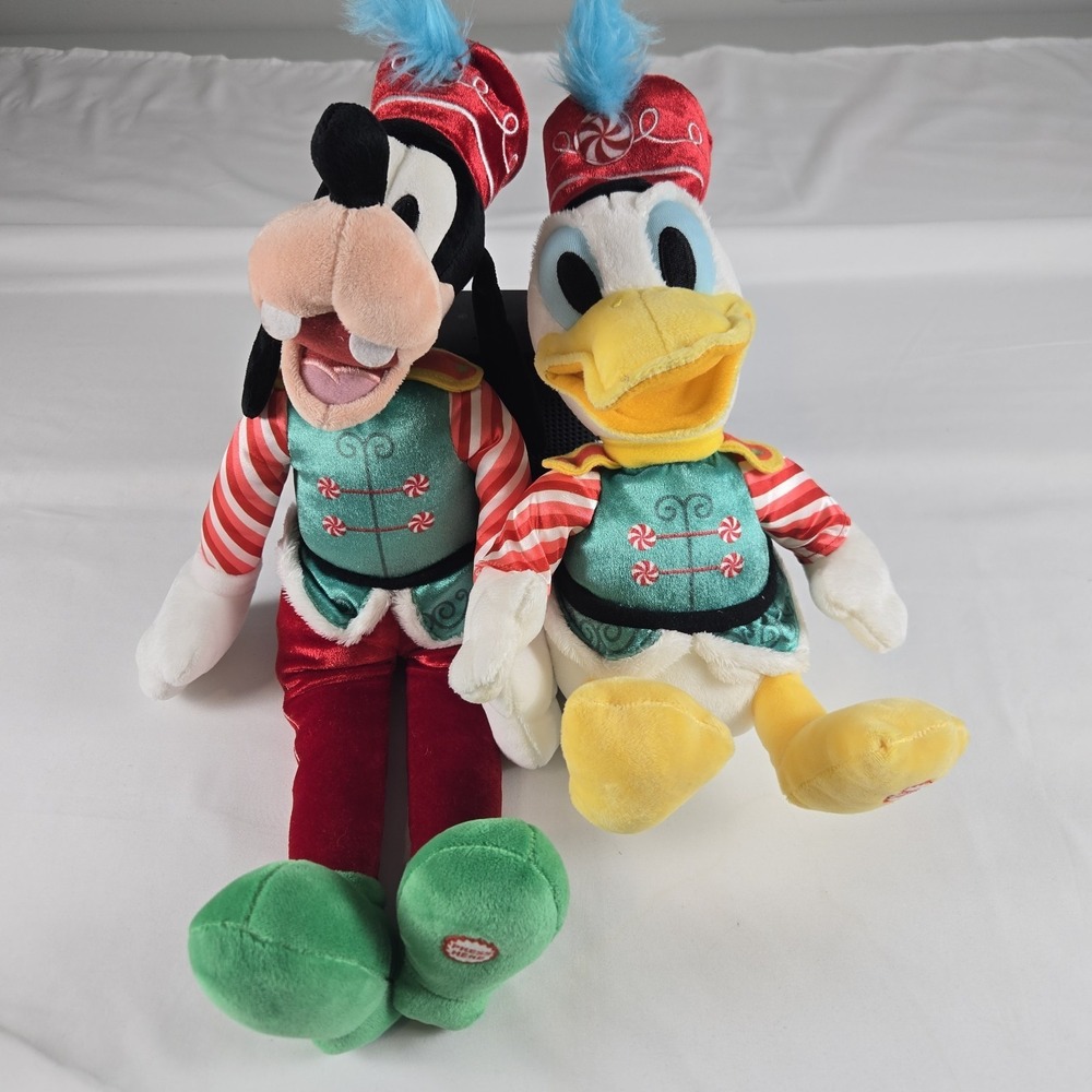 Disney Hallmark Donald Goofy Nutcracker Plush Christmas Holiday Decor